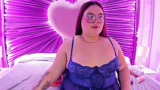 Lushi_Love webcam