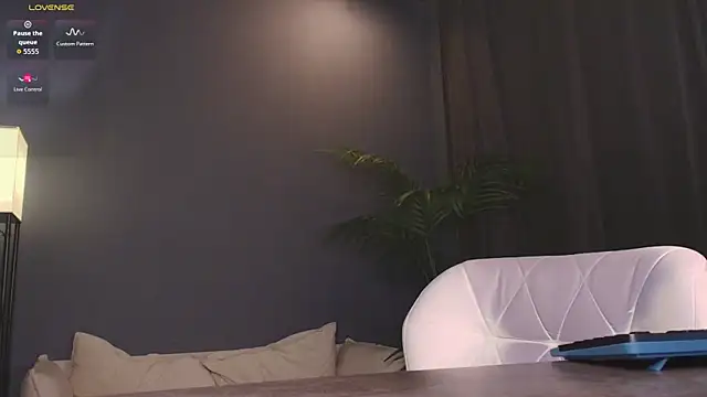 Diana_twerk webcam