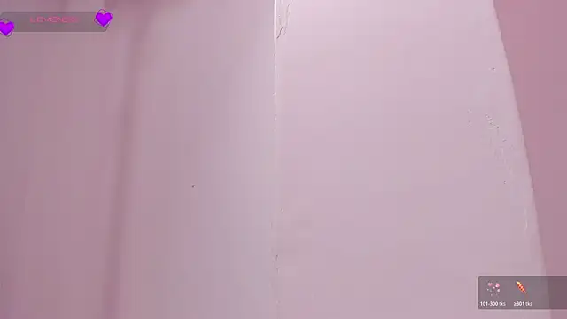 MissCurvyTop webcam