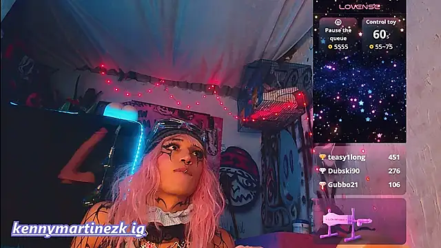 Kenny_starrK webcam