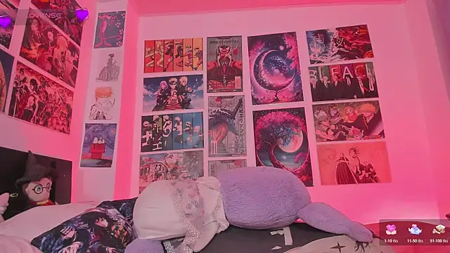 MissCurvyTop webcam