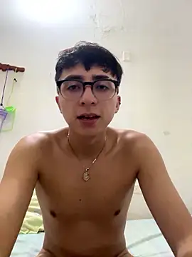 CamiRojas_boy webcam