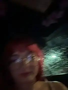urpuppymoon webcam