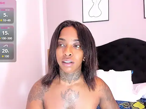 Pauline_Fox webcam