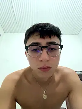 CamiRojas_boy webcam