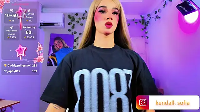 Sophiaa_doll_