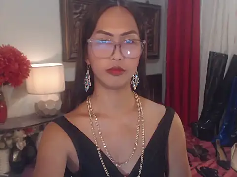 Nathalieheartt webcam