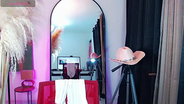 dark_sailent webcam
