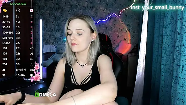 Your_small_bunny webcam