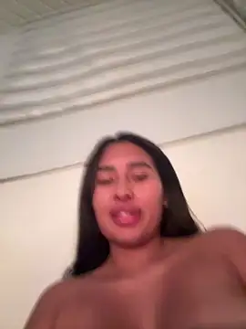 Anily_Lovely webcam