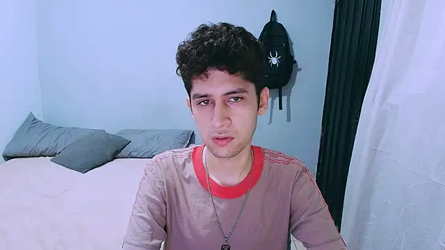 mr_erik_grey live cam on StripChat