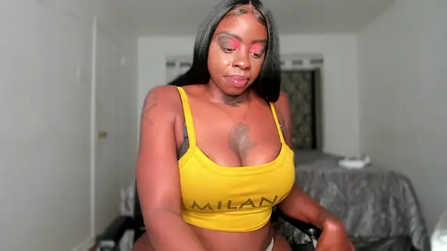 SashaMalone webcam