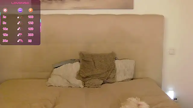 PetersEmily webcam
