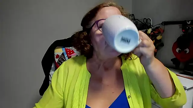 Adelewildx webcam