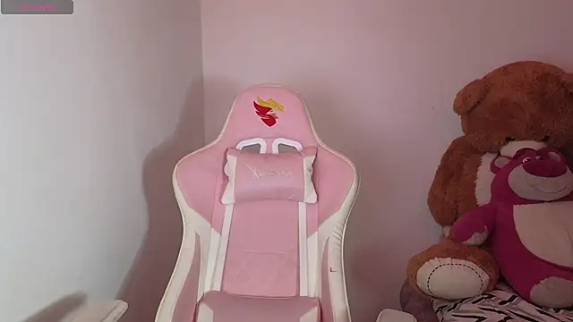 megann_adamss webcam