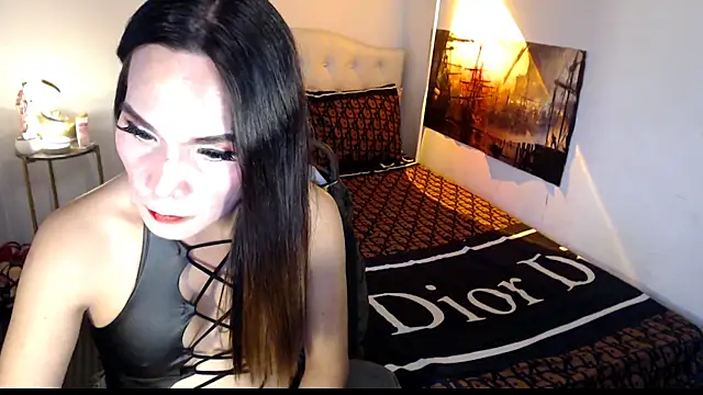 NinaDOM4CUM webcam