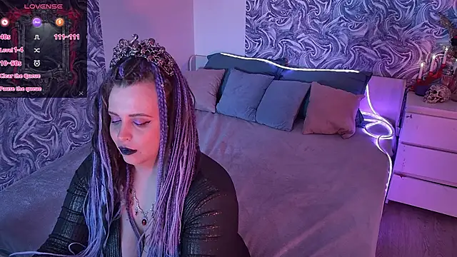 Miss_Maya_Mils webcam