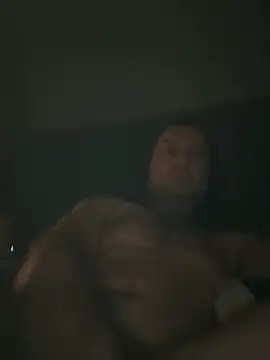 Vladbushhairy webcam