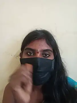 Keerthi_143 webcam