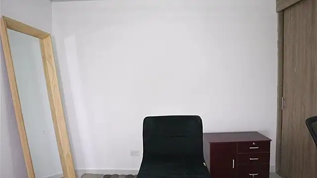 Steph_F webcam