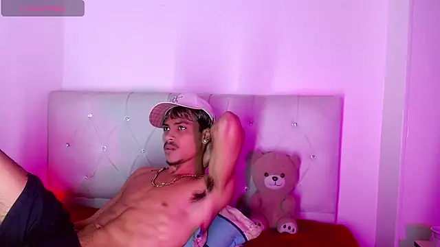 Angel_foxc13 webcam