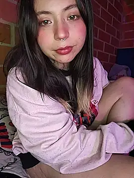 Petite_CherryX webcam