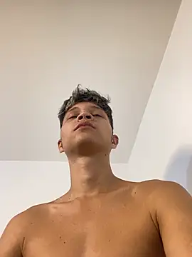 Twinkcock22 webcam