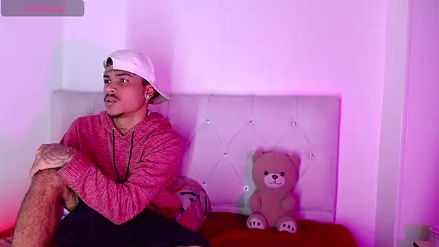 Angel_foxc13 webcam