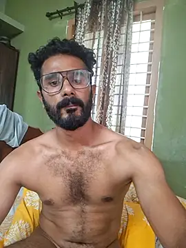 MALLUboy-04 live cam on StripChat