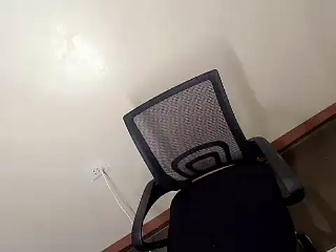 miss_satisfaction webcam
