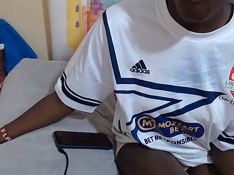 zeina_gen webcam