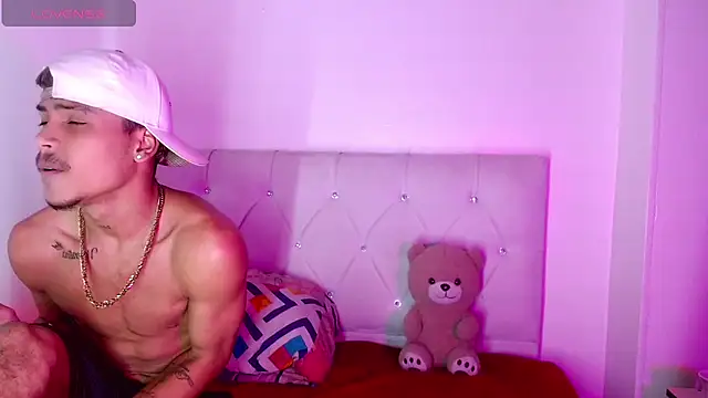 Angel_foxc13 webcam