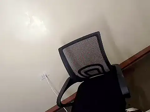 miss_satisfaction webcam