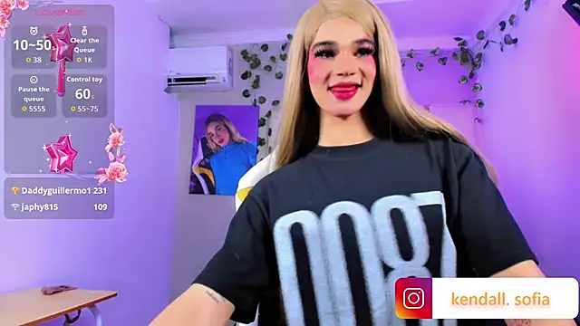 Sophiaa_doll_ webcam