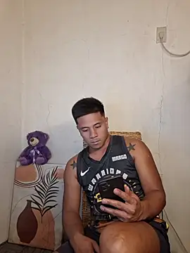 Felix_Asher webcam