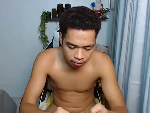 curlyasian_njxx webcam