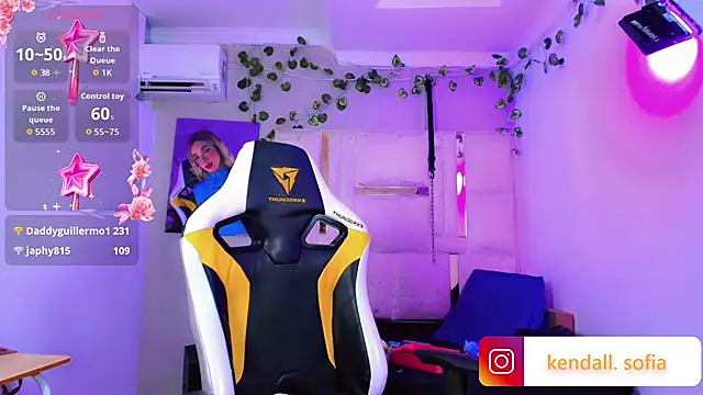 Sophiaa_doll_ webcam