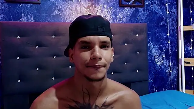 kai_storm77 webcam