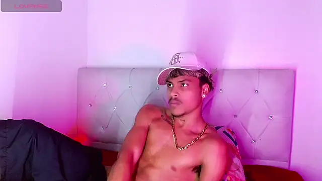 Angel_foxc13 webcam
