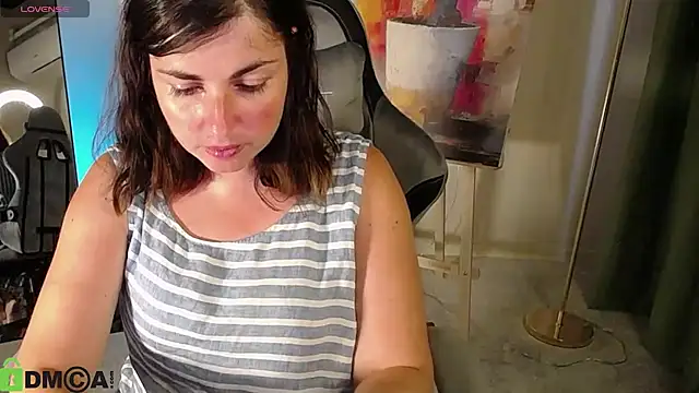 MartaEdams webcam