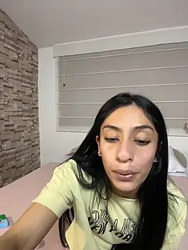 Lucyjoi webcam