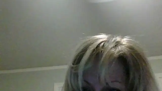 Kellychrismix webcam
