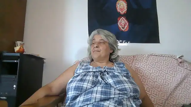 ExquisiteMature webcam