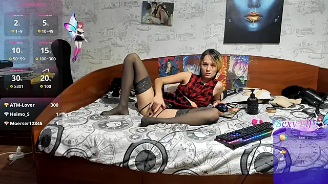 KagamiTayga live cam on StripChat