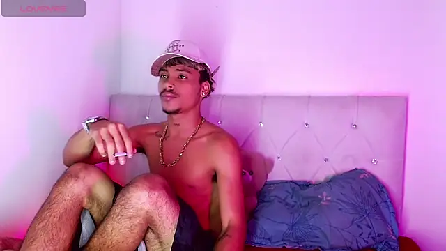 Angel_foxc13 webcam
