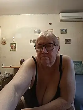Molli1408 webcam