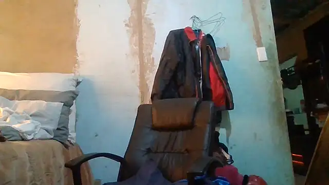 Nicky52 webcam