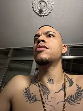 AlphaMasterXxx webcam
