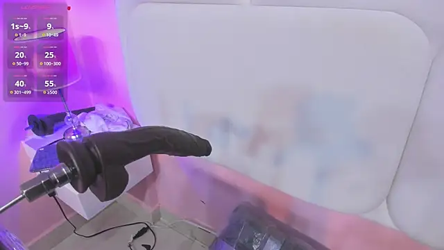 lia_sucker webcam