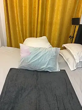Honeylust26 webcam
